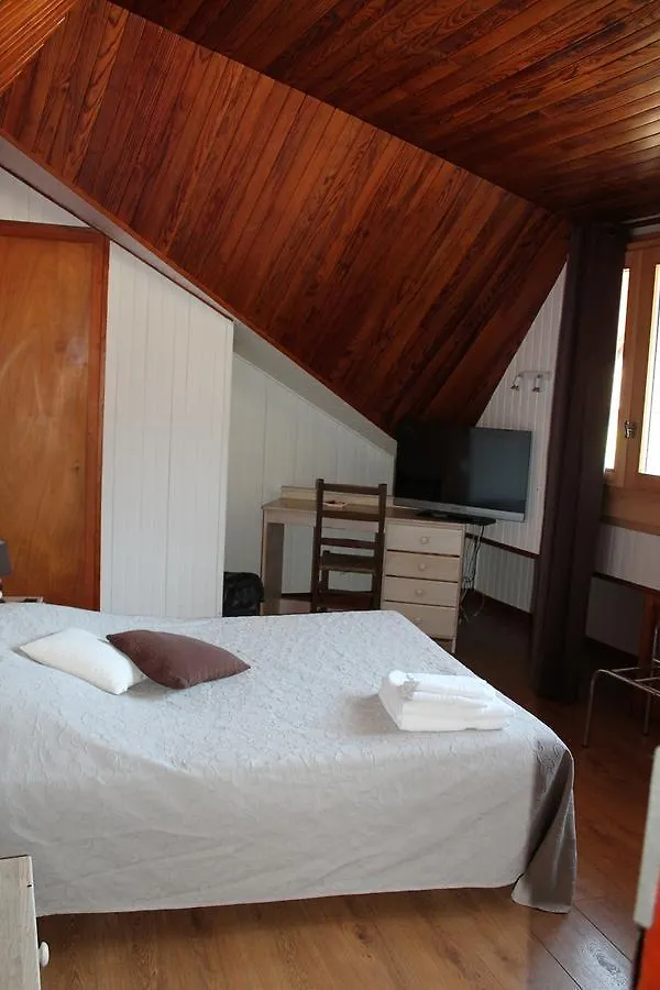Les Sapins Hotel Saint-Jeoire 2*,  France